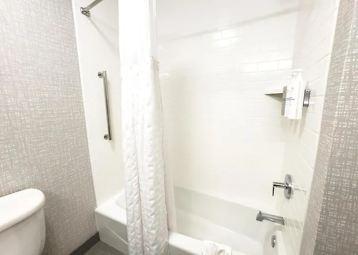 Hampton & Chicago/saint Charles Hotel Saint Charles